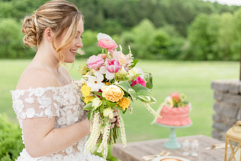 Bride with spring flower bouquet | wedding photography planning tips | Jade Alexandria Photography | Huntsville Alabama Photographer