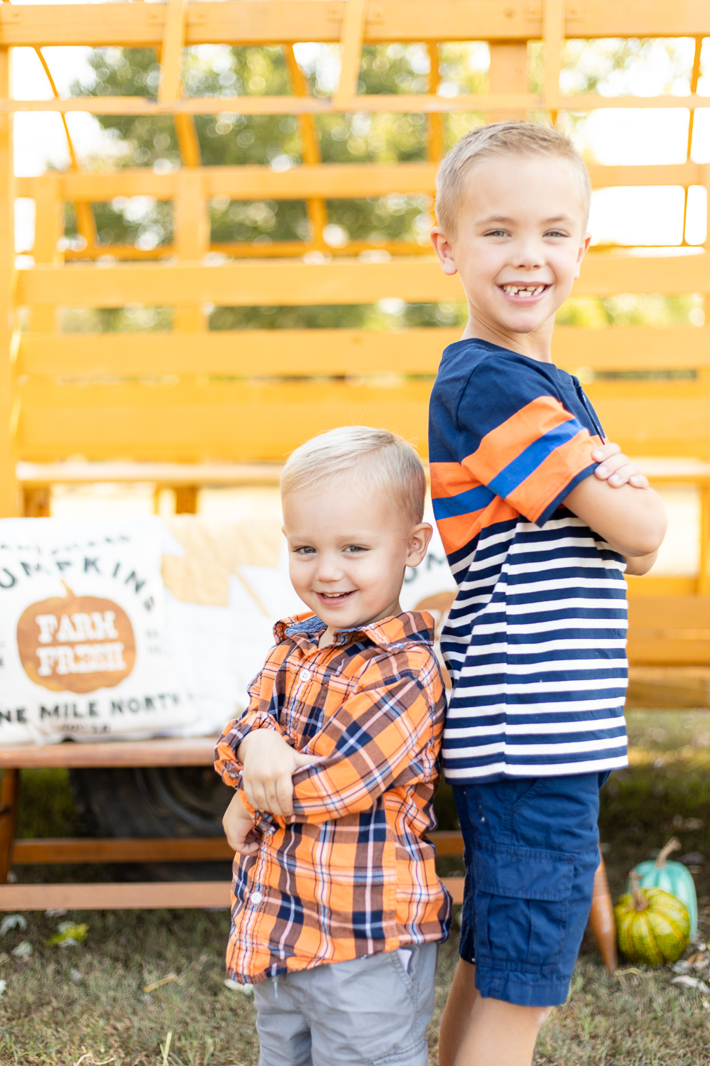 2019 Fall Mini Sessions | Blizzard Family Photo Session | Private Farm | Huntsville Family Photographer