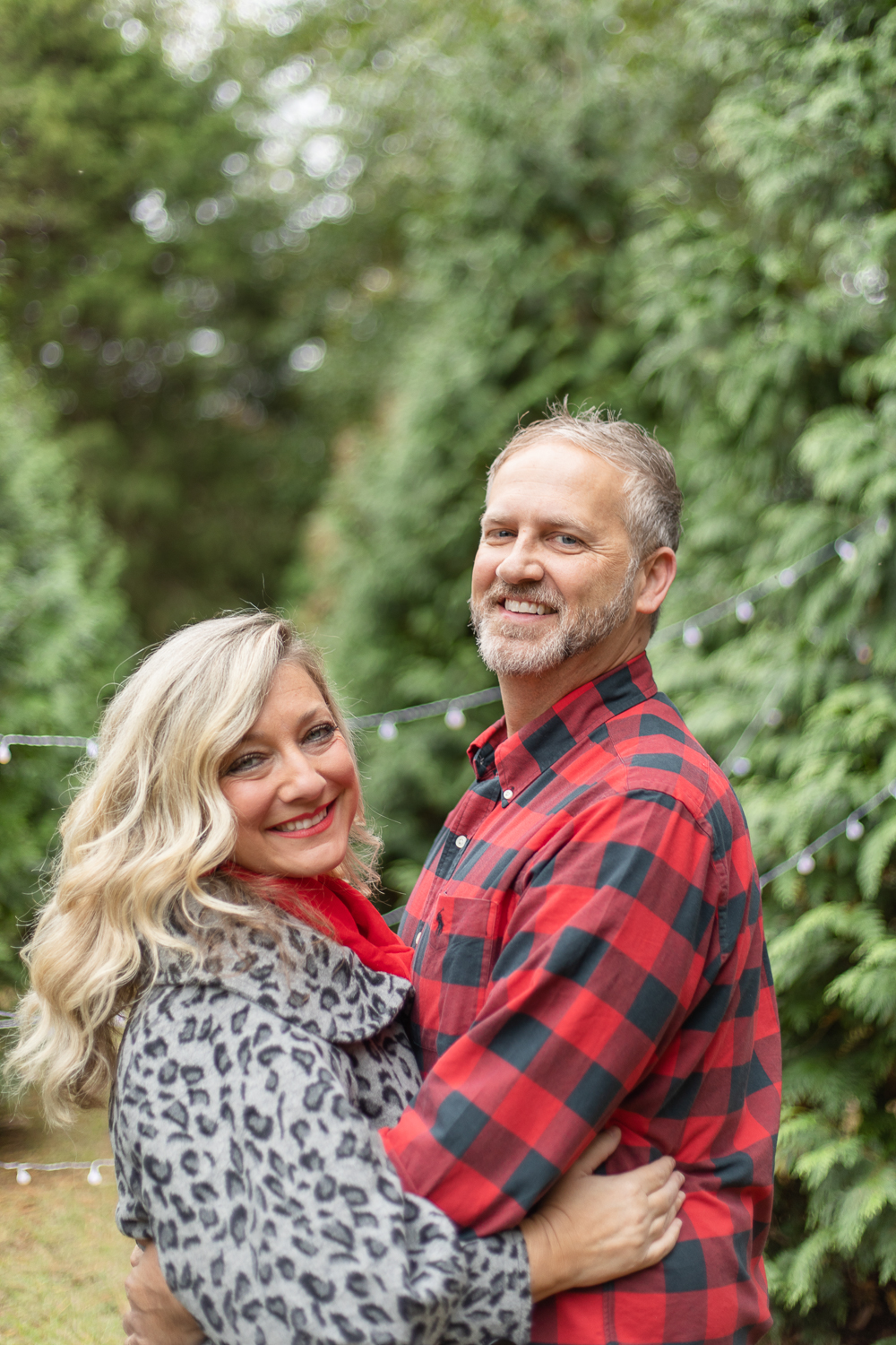 Couples Christmas Photo Session at private farm in Gurley, Alabama by Jade Alexandria Photography. Huntsville, Alabama portrait photographer.