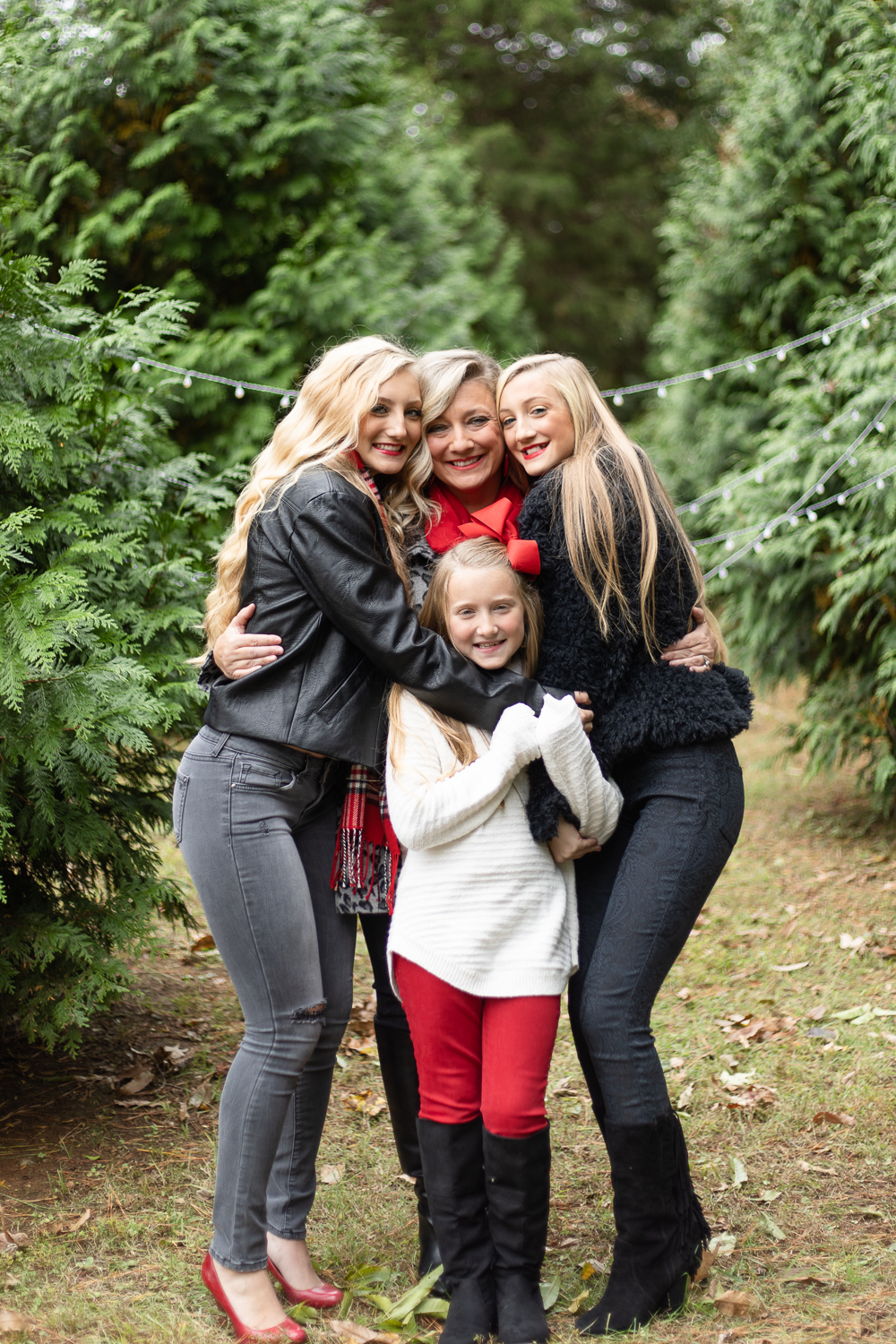 Mom and Daughters Christmas Mini Session by Jade Alexandria Photography, Huntsville, Alabama Portrait Photographer